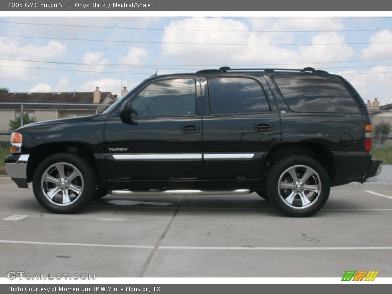 Onyx Black / Neutral/Shale 2005 GMC Yukon SLT