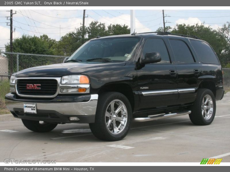 Onyx Black / Neutral/Shale 2005 GMC Yukon SLT
