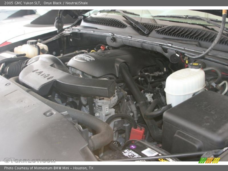 Onyx Black / Neutral/Shale 2005 GMC Yukon SLT