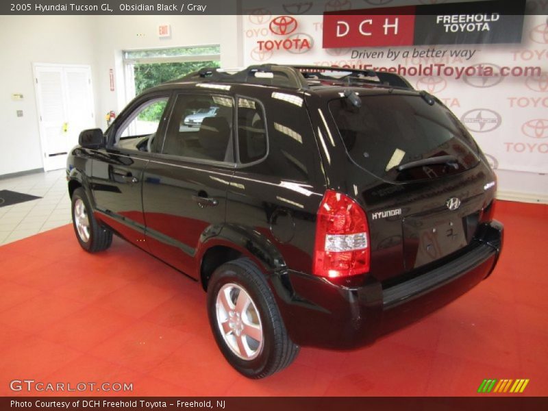 Obsidian Black / Gray 2005 Hyundai Tucson GL