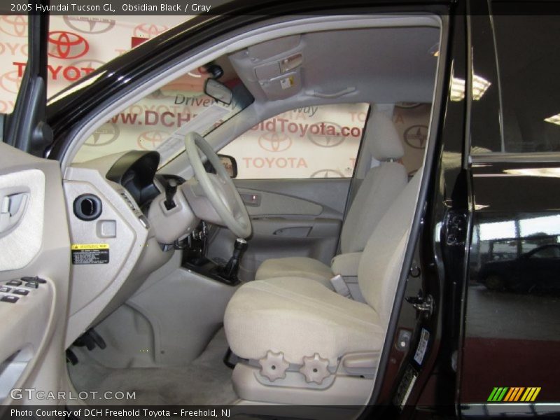 Obsidian Black / Gray 2005 Hyundai Tucson GL