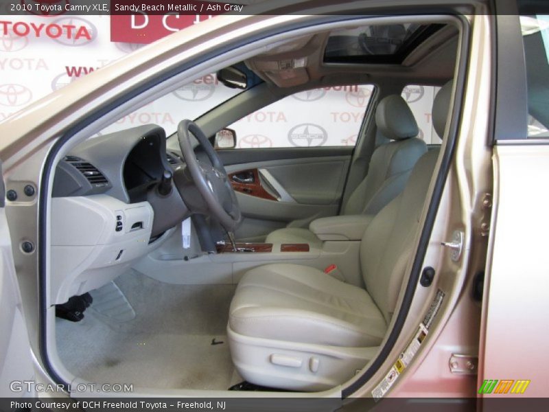 Sandy Beach Metallic / Ash Gray 2010 Toyota Camry XLE