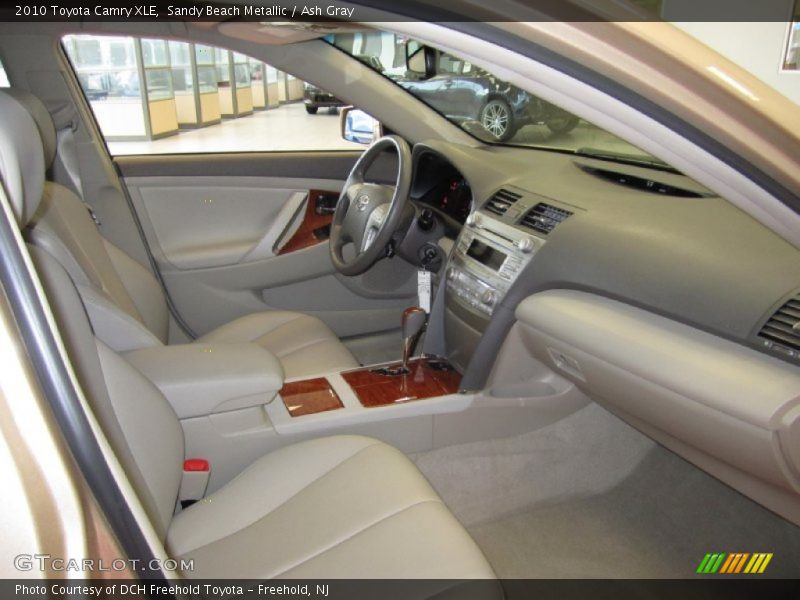 Sandy Beach Metallic / Ash Gray 2010 Toyota Camry XLE