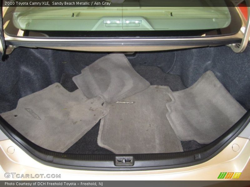 Sandy Beach Metallic / Ash Gray 2010 Toyota Camry XLE