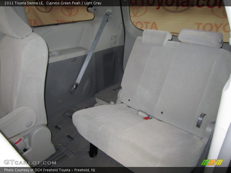 Cypress Green Pearl / Light Gray 2011 Toyota Sienna LE