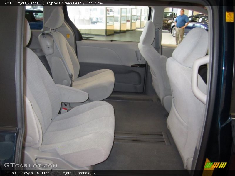 Cypress Green Pearl / Light Gray 2011 Toyota Sienna LE