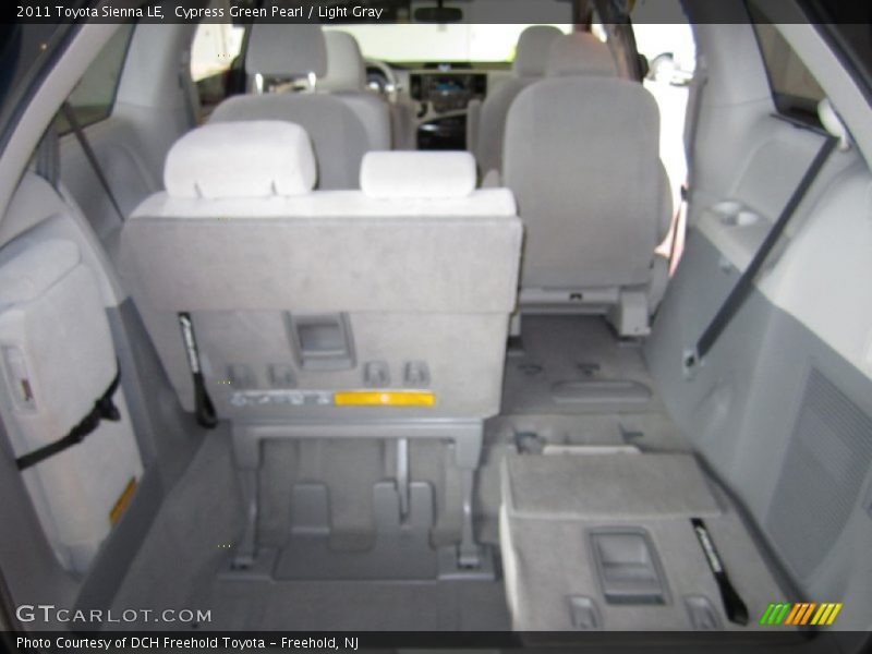 Cypress Green Pearl / Light Gray 2011 Toyota Sienna LE