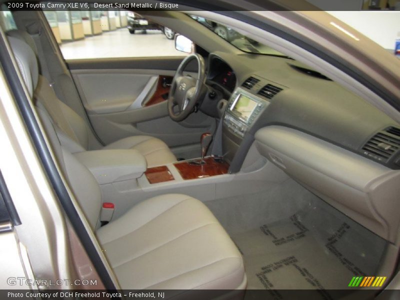 Desert Sand Metallic / Bisque 2009 Toyota Camry XLE V6