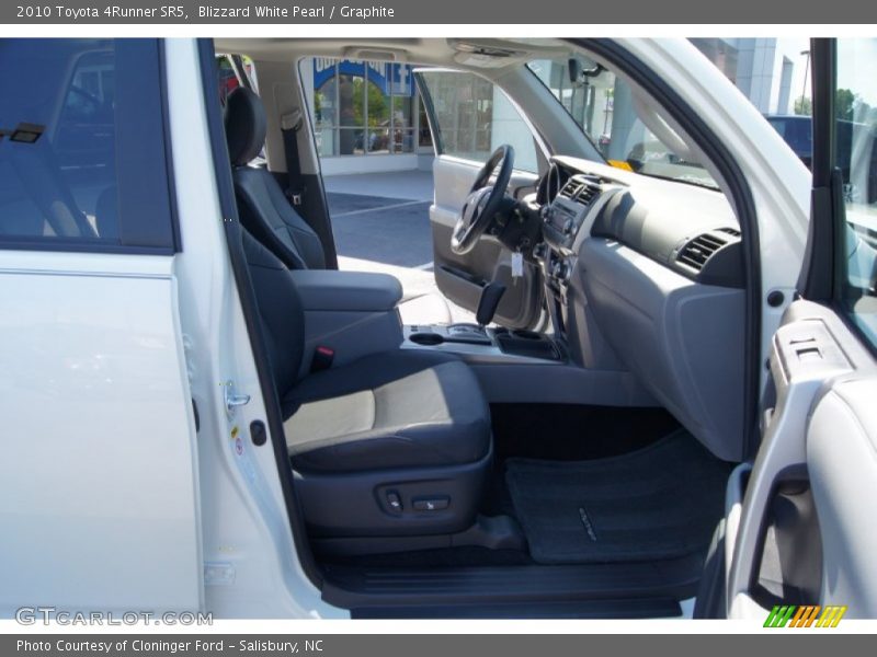 Blizzard White Pearl / Graphite 2010 Toyota 4Runner SR5