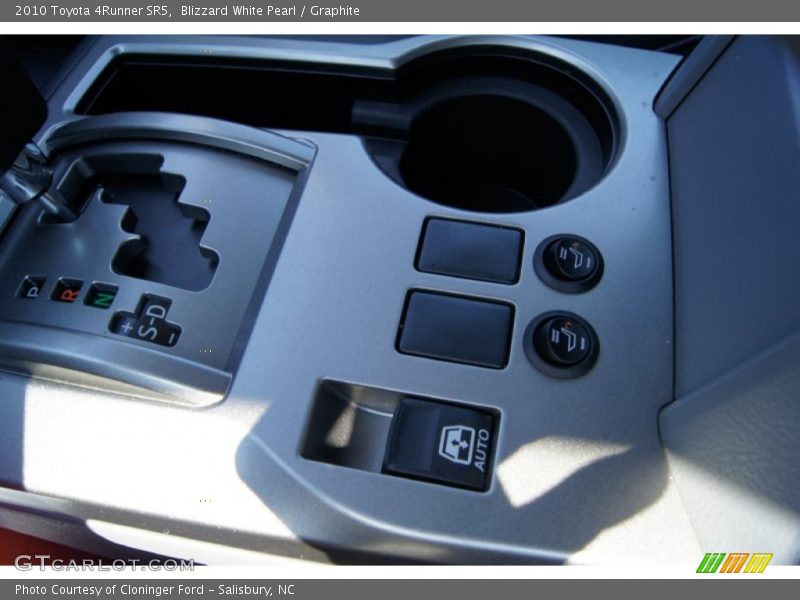 Blizzard White Pearl / Graphite 2010 Toyota 4Runner SR5