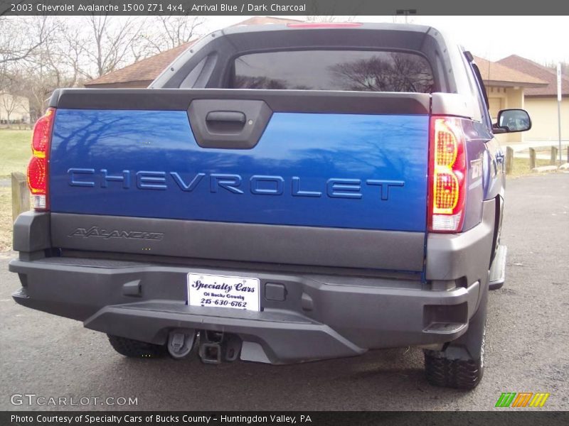 Arrival Blue / Dark Charcoal 2003 Chevrolet Avalanche 1500 Z71 4x4