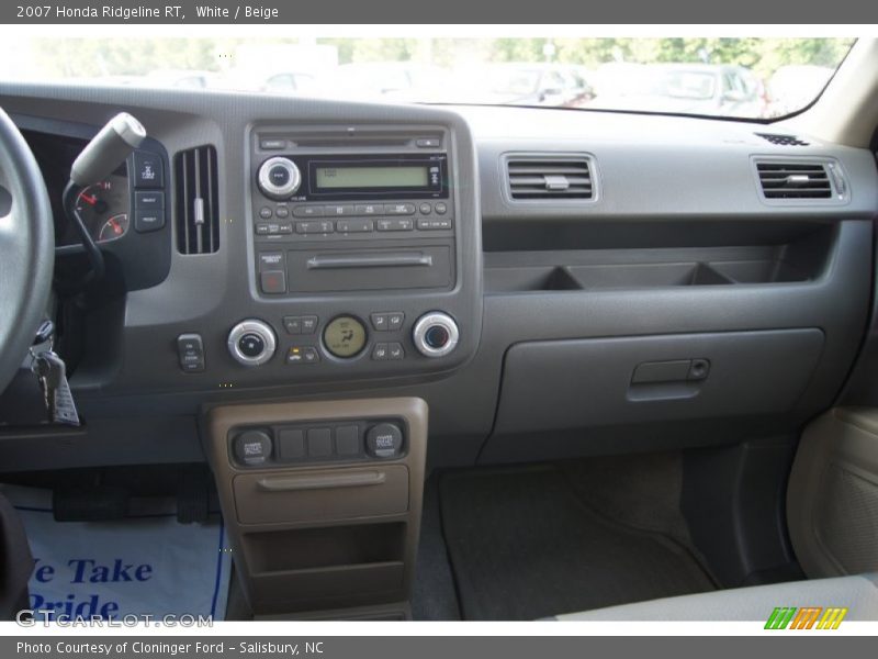 White / Beige 2007 Honda Ridgeline RT