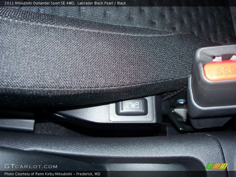 Controls of 2011 Outlander Sport SE 4WD