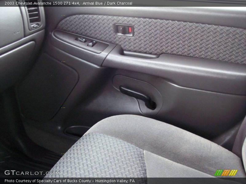 Arrival Blue / Dark Charcoal 2003 Chevrolet Avalanche 1500 Z71 4x4