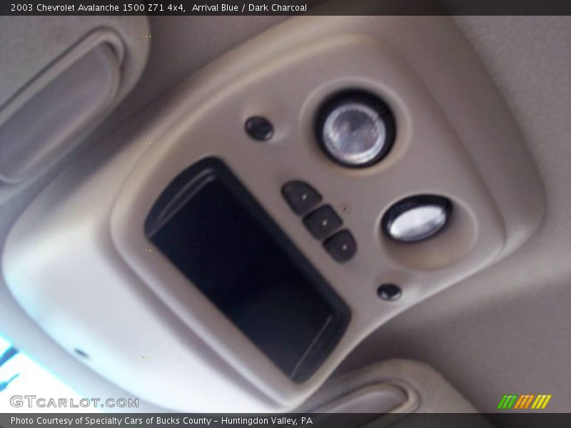 Arrival Blue / Dark Charcoal 2003 Chevrolet Avalanche 1500 Z71 4x4