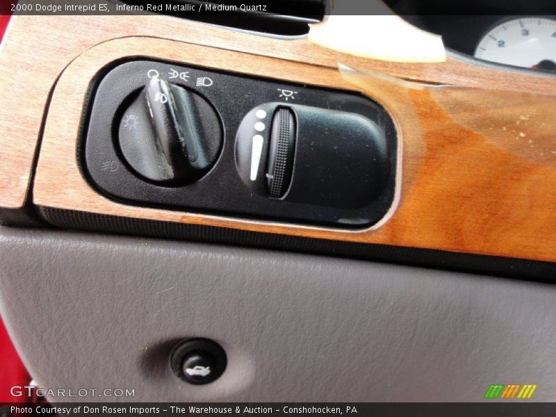 Inferno Red Metallic / Medium Quartz 2000 Dodge Intrepid ES