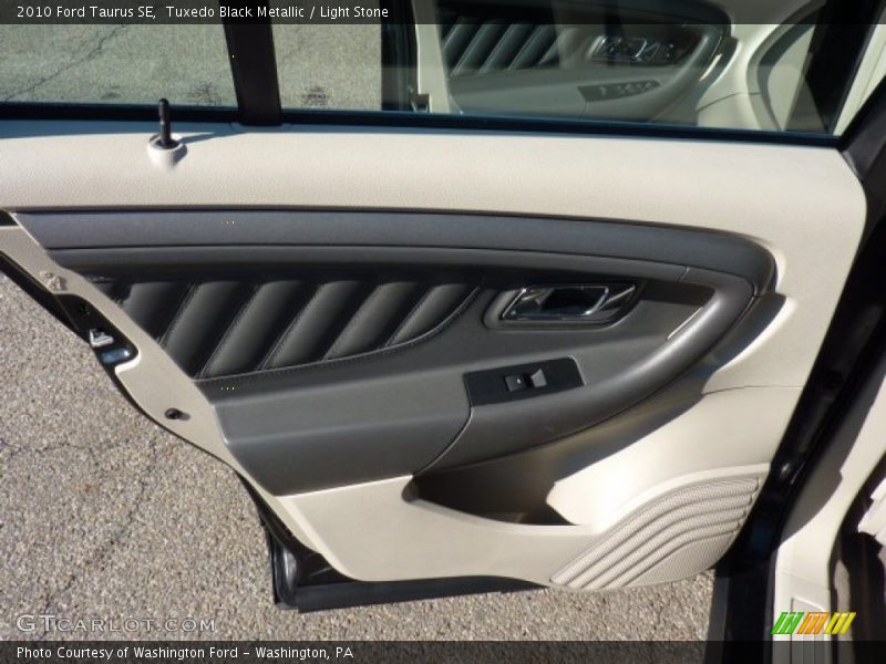 Door Panel of 2010 Taurus SE