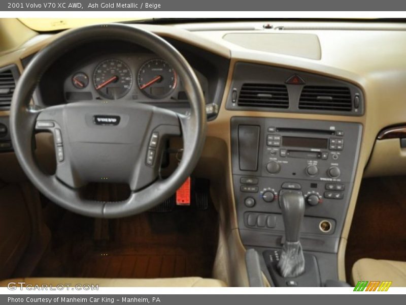 Ash Gold Metallic / Beige 2001 Volvo V70 XC AWD