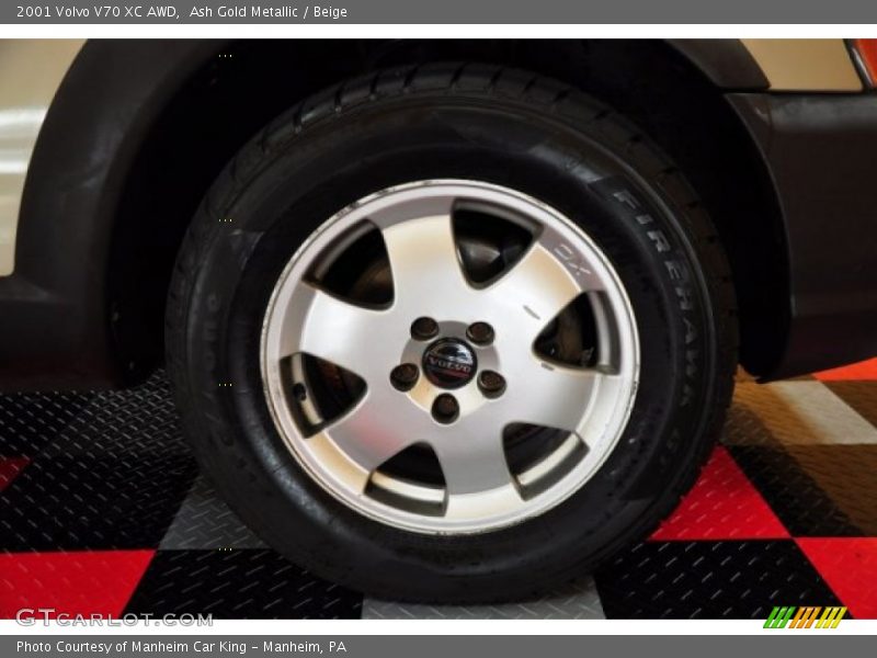 Ash Gold Metallic / Beige 2001 Volvo V70 XC AWD