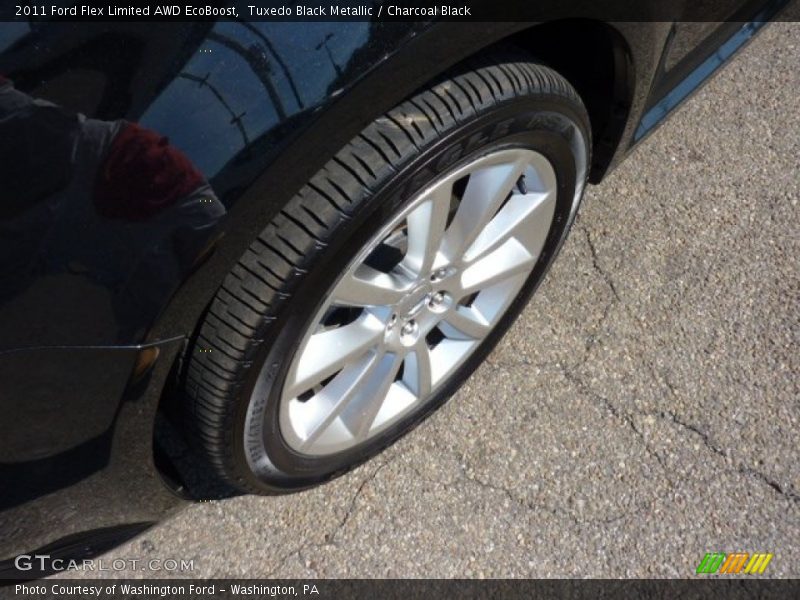 Tuxedo Black Metallic / Charcoal Black 2011 Ford Flex Limited AWD EcoBoost