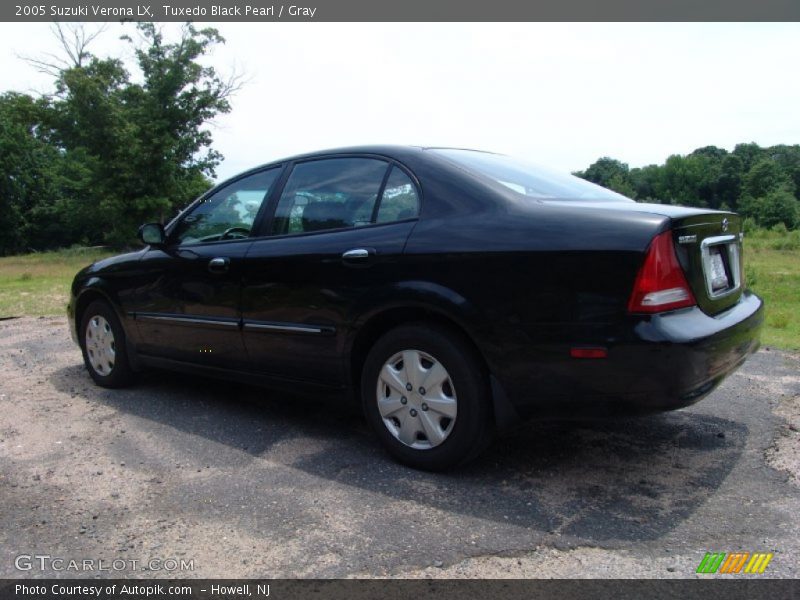 Tuxedo Black Pearl / Gray 2005 Suzuki Verona LX