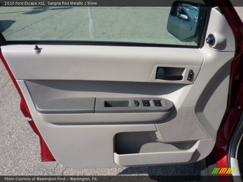 Door Panel of 2010 Escape XLS