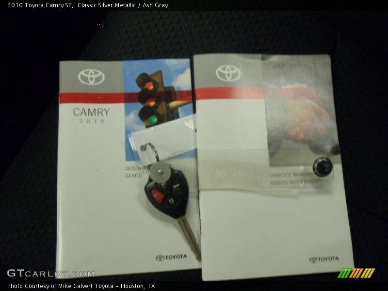 Classic Silver Metallic / Ash Gray 2010 Toyota Camry SE
