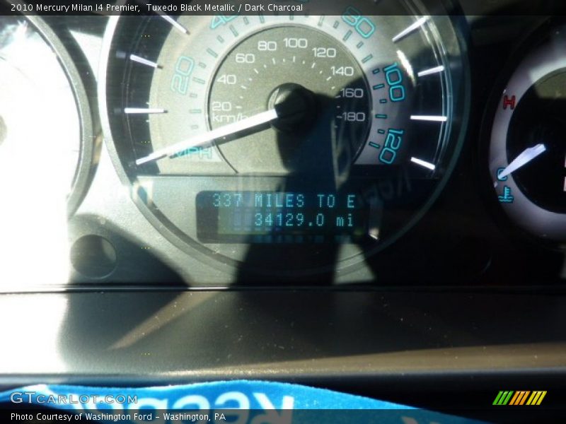 Tuxedo Black Metallic / Dark Charcoal 2010 Mercury Milan I4 Premier