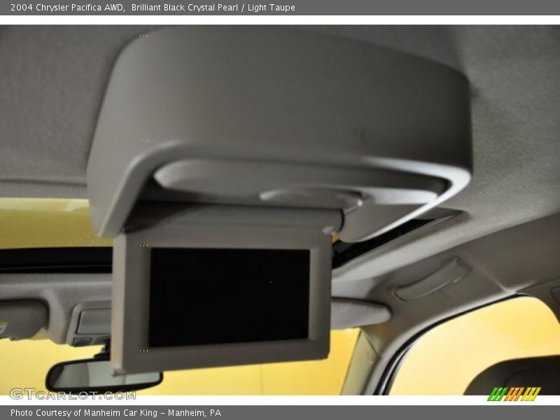 Brilliant Black Crystal Pearl / Light Taupe 2004 Chrysler Pacifica AWD