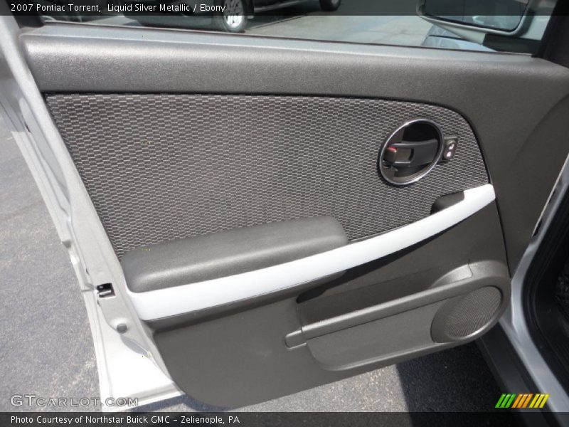 Liquid Silver Metallic / Ebony 2007 Pontiac Torrent