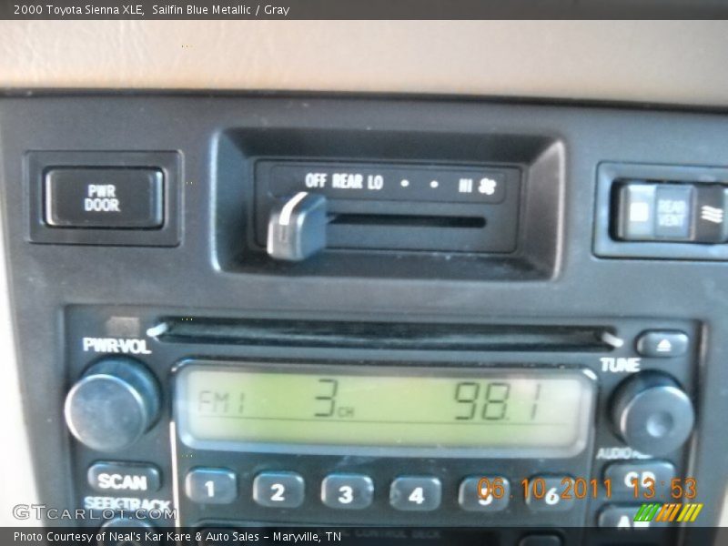 Sailfin Blue Metallic / Gray 2000 Toyota Sienna XLE