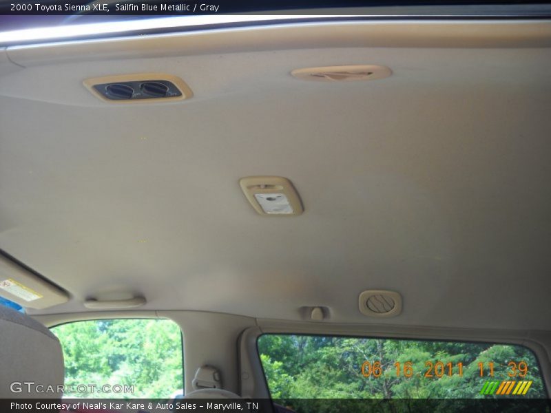 Sailfin Blue Metallic / Gray 2000 Toyota Sienna XLE