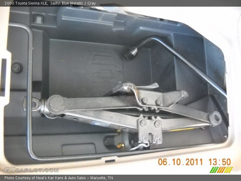 Sailfin Blue Metallic / Gray 2000 Toyota Sienna XLE