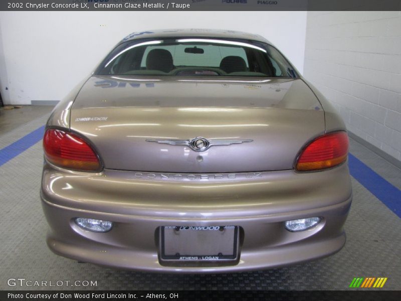 Cinnamon Glaze Metallic / Taupe 2002 Chrysler Concorde LX
