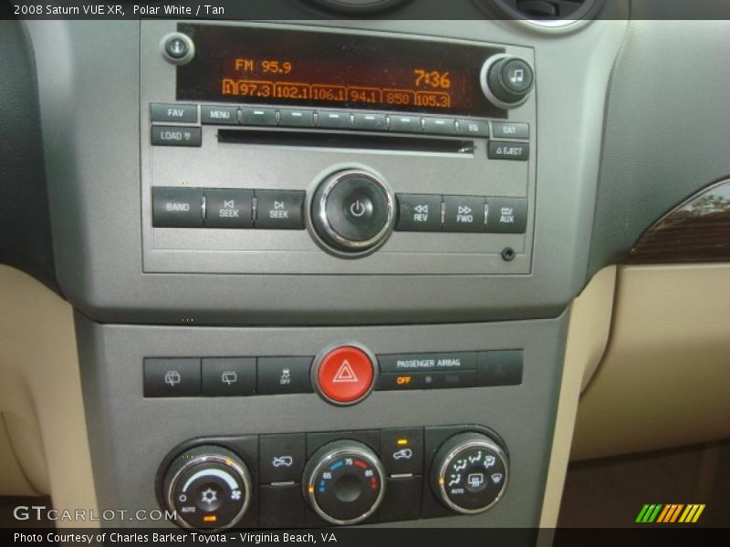 Polar White / Tan 2008 Saturn VUE XR