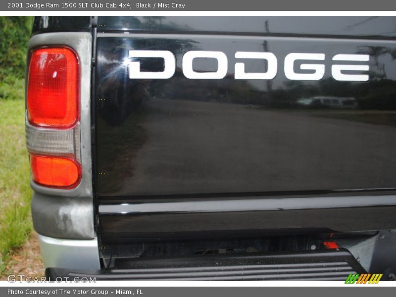 Black / Mist Gray 2001 Dodge Ram 1500 SLT Club Cab 4x4
