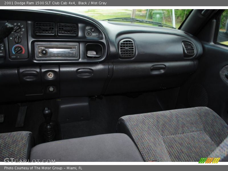 Black / Mist Gray 2001 Dodge Ram 1500 SLT Club Cab 4x4