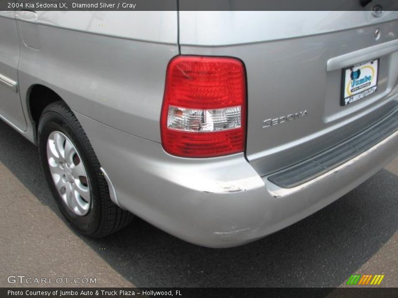 Diamond Silver / Gray 2004 Kia Sedona LX