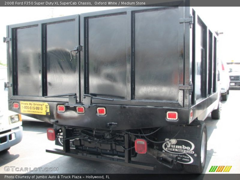 Oxford White / Medium Stone 2008 Ford F350 Super Duty XL SuperCab Chassis