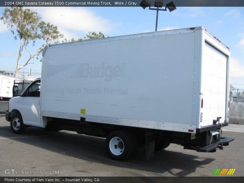 White / Gray 2004 GMC Savana Cutaway 3500 Commercial Moving Truck