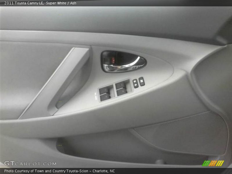 Super White / Ash 2011 Toyota Camry LE