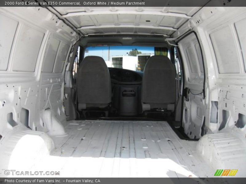 Oxford White / Medium Parchment 2000 Ford E Series Van E350 Commercial
