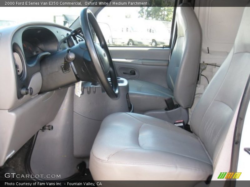 Oxford White / Medium Parchment 2000 Ford E Series Van E350 Commercial