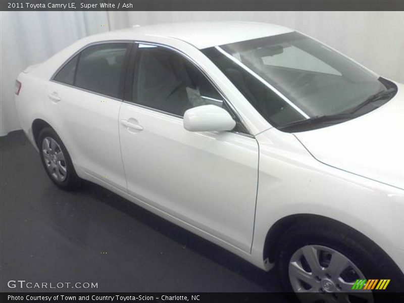 Super White / Ash 2011 Toyota Camry LE