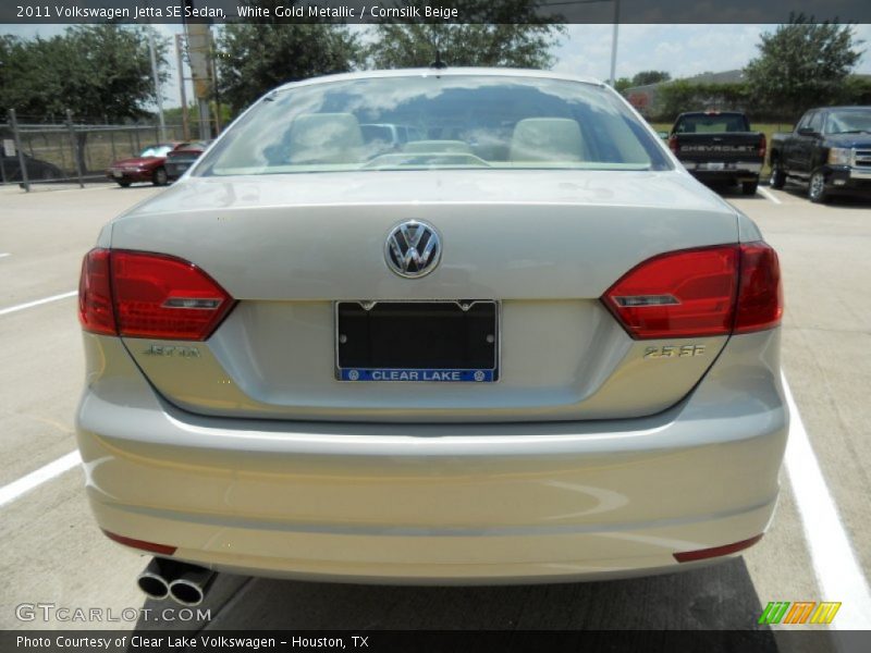 White Gold Metallic / Cornsilk Beige 2011 Volkswagen Jetta SE Sedan