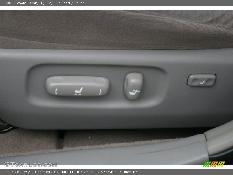 Sky Blue Pearl / Taupe 2006 Toyota Camry LE