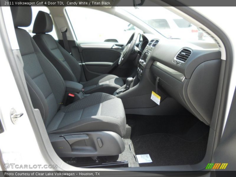 Candy White / Titan Black 2011 Volkswagen Golf 4 Door TDI
