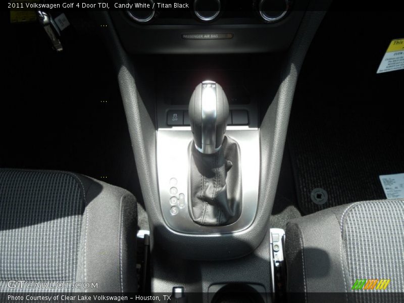 Candy White / Titan Black 2011 Volkswagen Golf 4 Door TDI