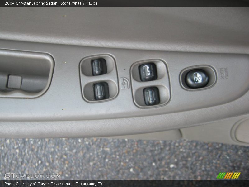 Stone White / Taupe 2004 Chrysler Sebring Sedan