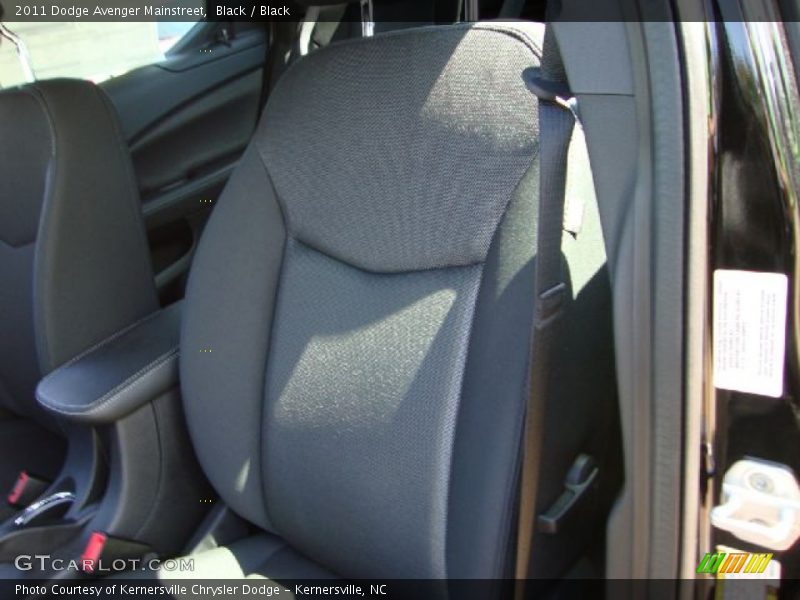 Black / Black 2011 Dodge Avenger Mainstreet